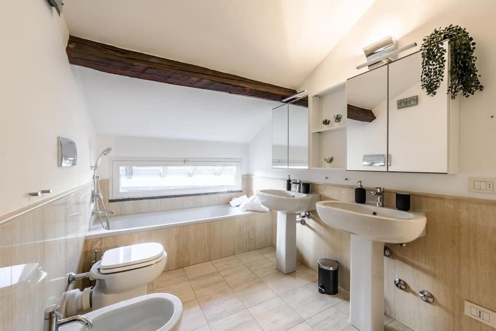 شقة Buenos Aires' Nest - 10 Minutes From Duomo With Terrace ميلان المظهر الخارجي الصورة