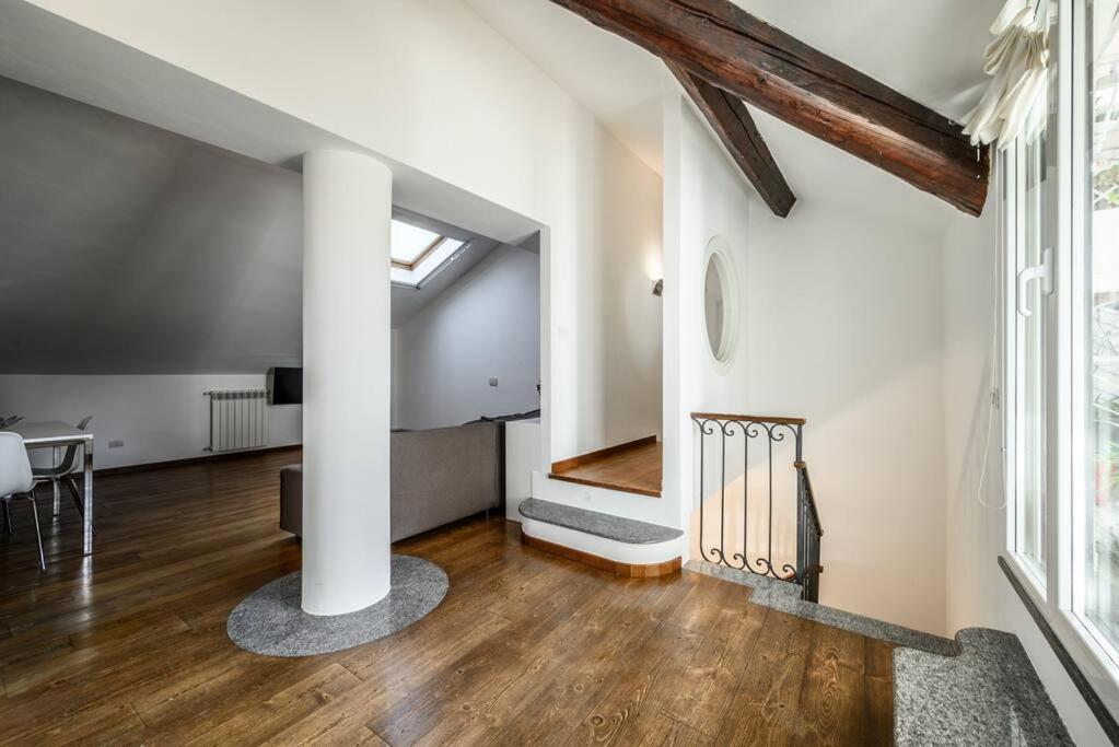 شقة Buenos Aires' Nest - 10 Minutes From Duomo With Terrace ميلان المظهر الخارجي الصورة