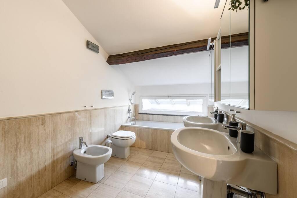 شقة Buenos Aires' Nest - 10 Minutes From Duomo With Terrace ميلان المظهر الخارجي الصورة